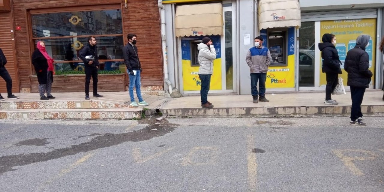 İstanbul’da korona virüs tedbirlerini ihlal eden 123 kişiye cezai işlem