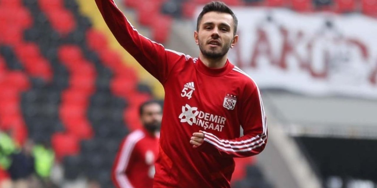 Sivassporlu Emre Kılınç mekik çekerek meydan okudu!