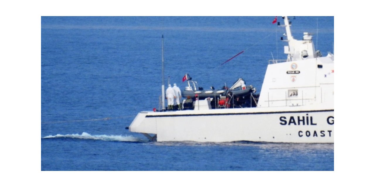 Yunan askerleri göçmenlerin yakıtlarını alıp, deniz ortasında ölüme terk etti
