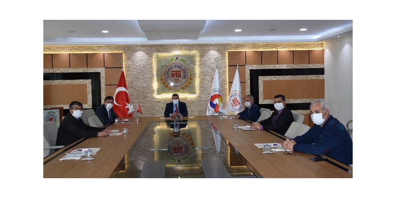 Kayısıda monilya alarmı