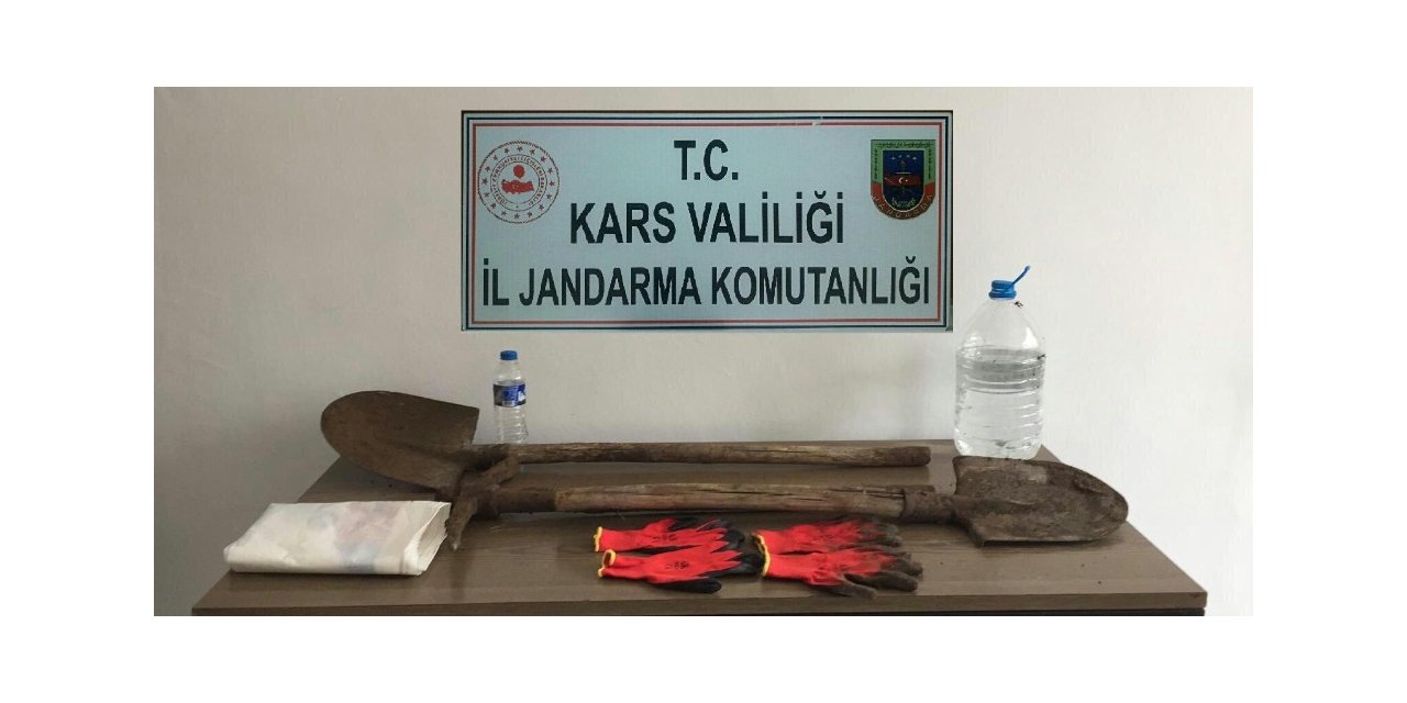 Kars’ta izinsiz kazı yapan 2 kişi yakalandı