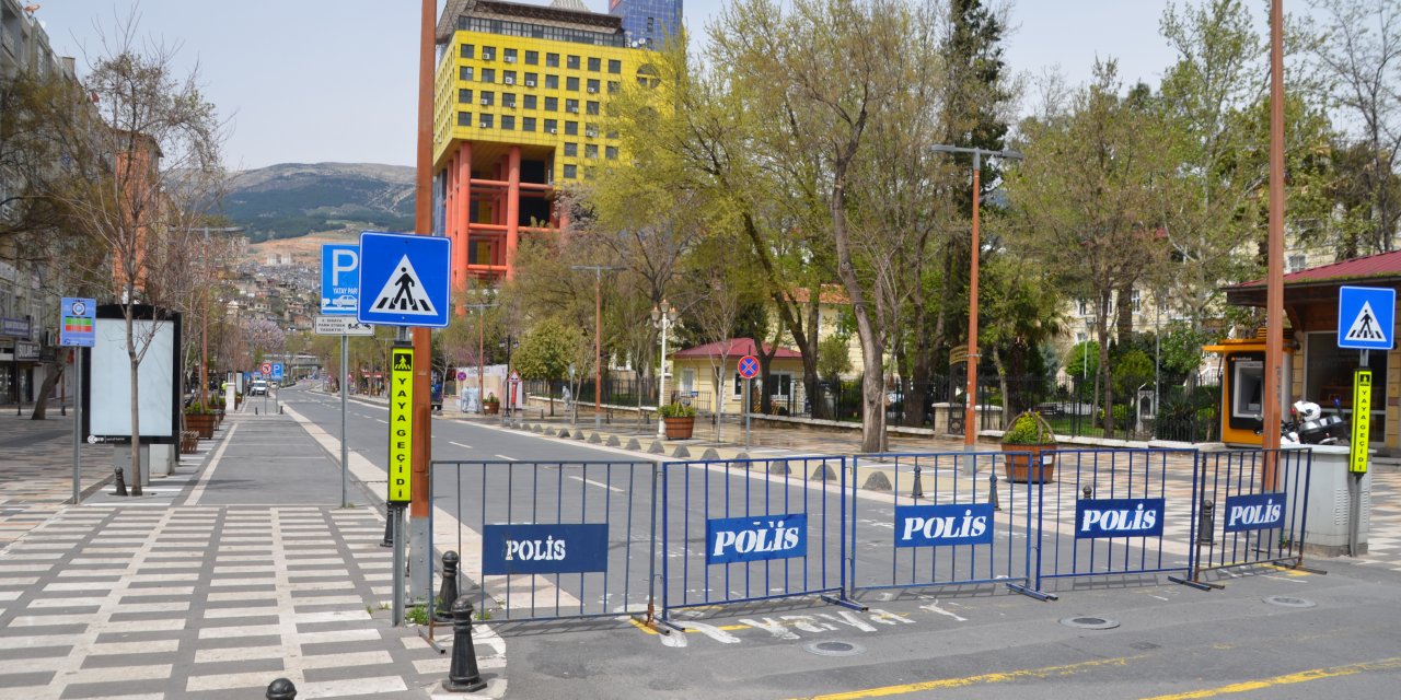 Kahramanmaraş'ta ilçeler arası geçişler sınırlandırıldı