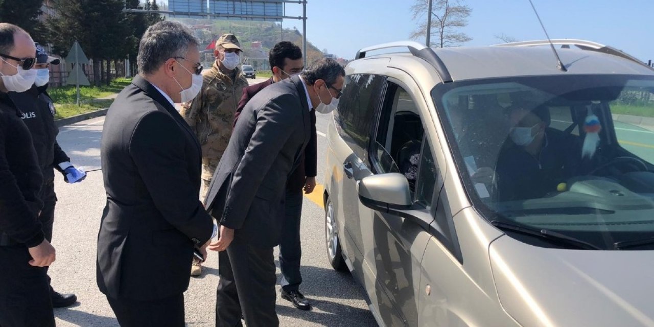 Giresun Valisi Harun Sarıfakıoğulları uygulama noktalarında denetimlerde bulundu