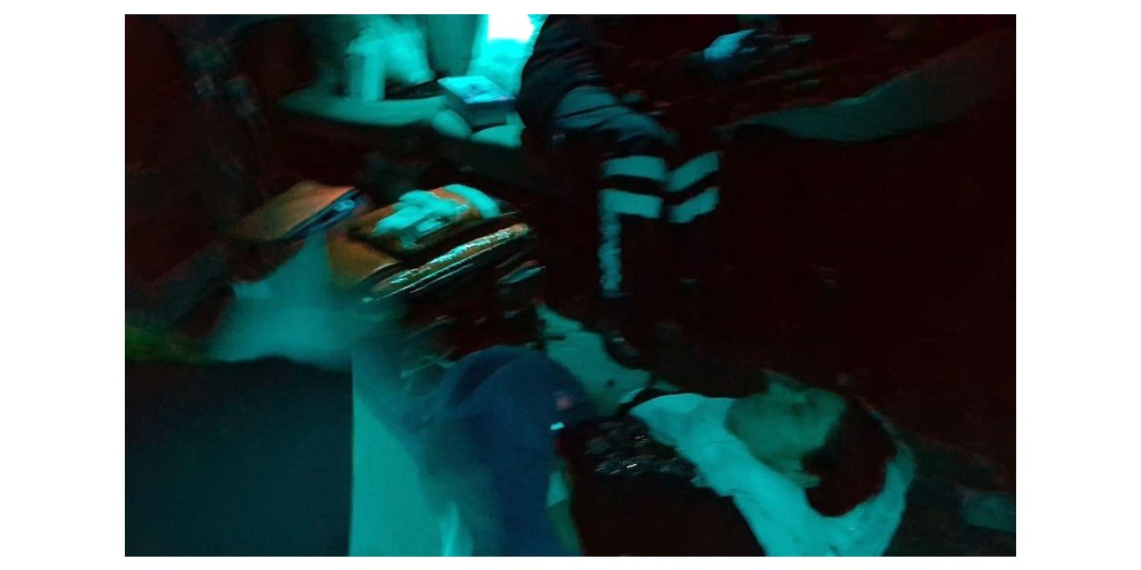 Polis helikopteri doğum yapan kanamalı hasta için gece uçtu