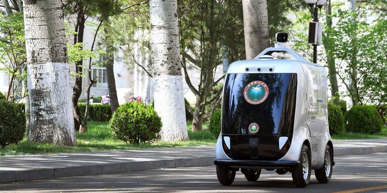 5G donanıma sahip robotlar yüz tanıma, ateş kontrolü yapacak.