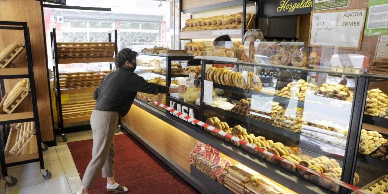 Ekmeklerini evinde yapan vatandaşlar maya satışlarını artırdı