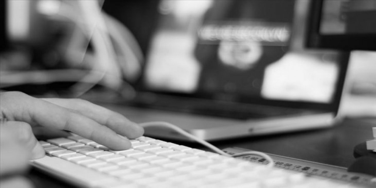 Öğretmenlerin korkulu rüyası haline gelen zoom programı hakkında uzmanlar ne diyor?