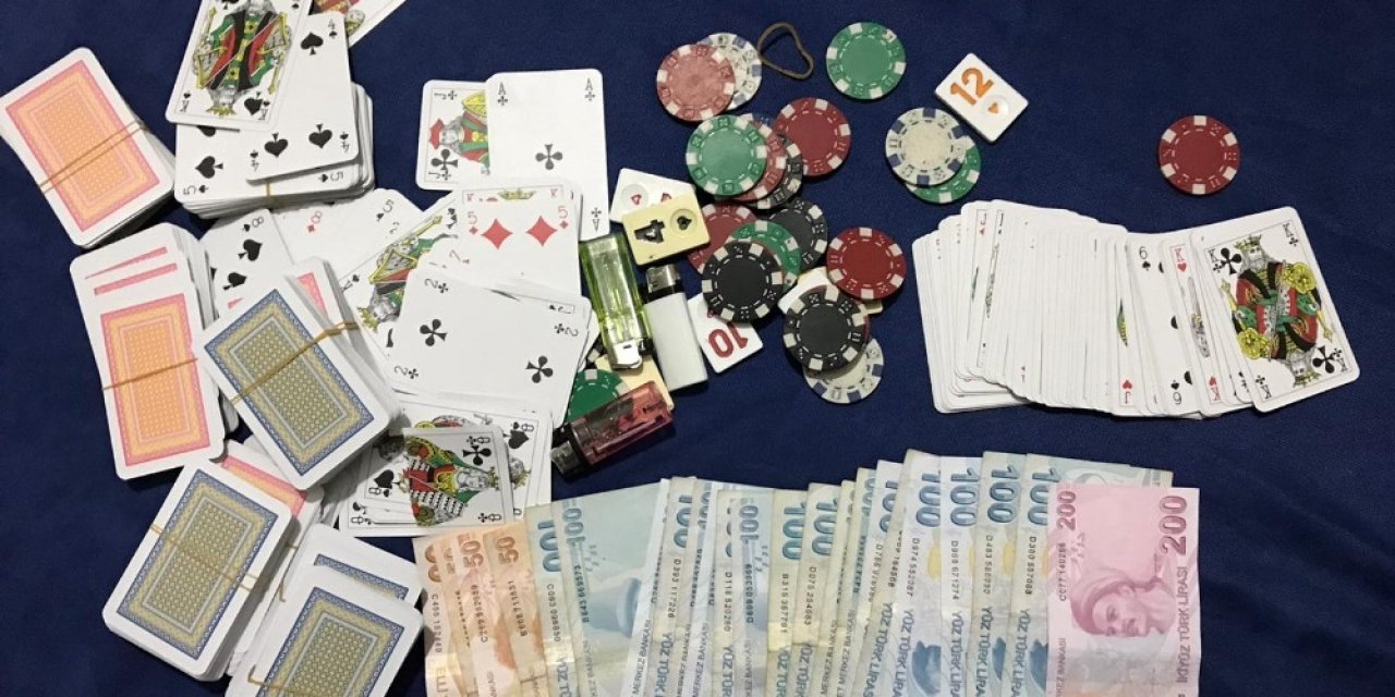 Villaya baskında kumar oynayan 13 kişiye 57 bin 200 TL para cezası