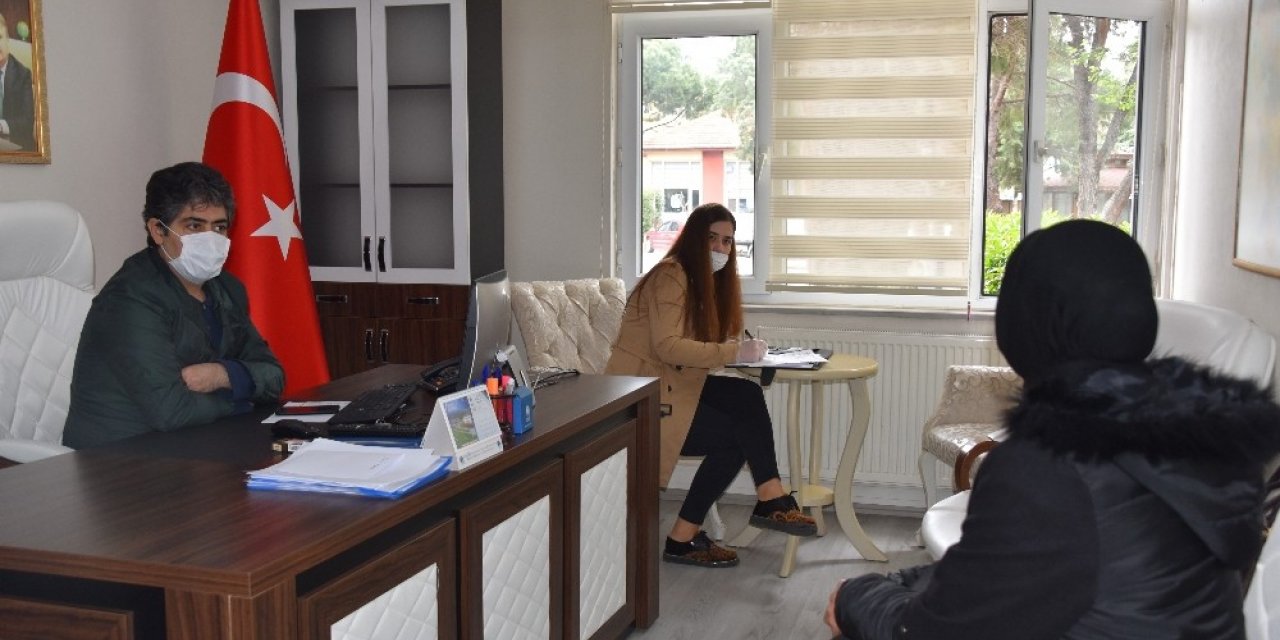 Yunusemre Belediyesi işveren ile işçiyi buluşturuyor