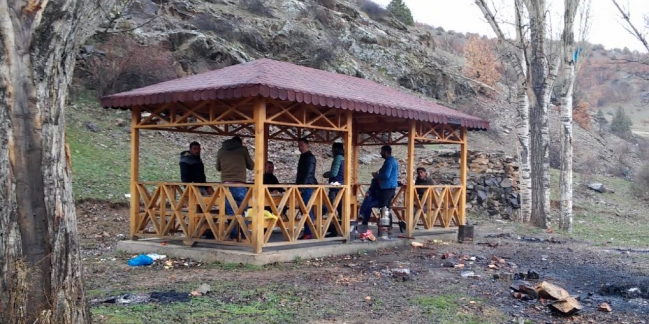 Gümüşhane’de piknik yasağına uymayan 7 kişiye 2 bin 700 lira para cezası
