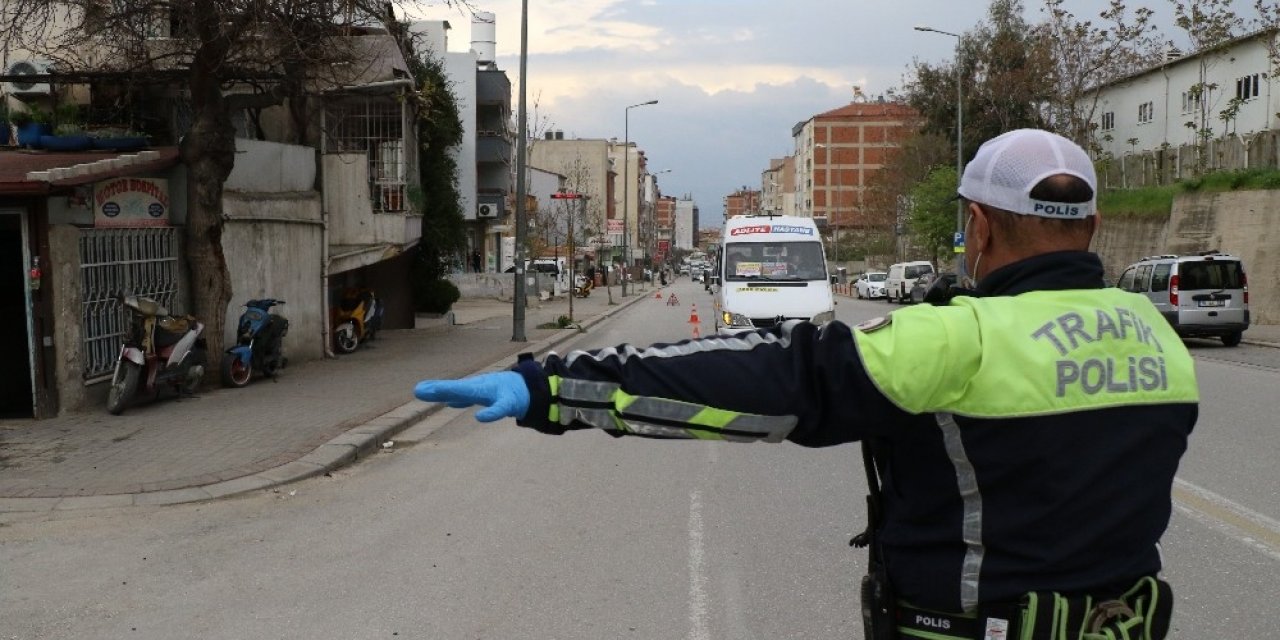Minibüslere korona virüs denetimi