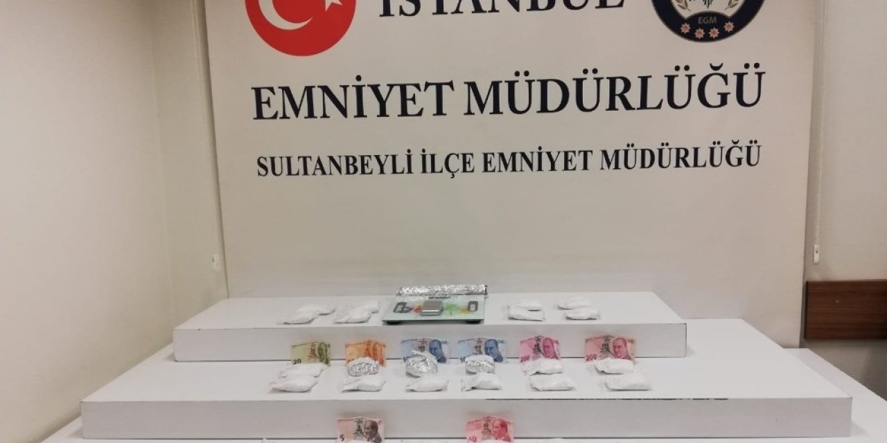 İstanbul’da piyasa değeri 1.5 milyon lira olan kokain ele geçirildi