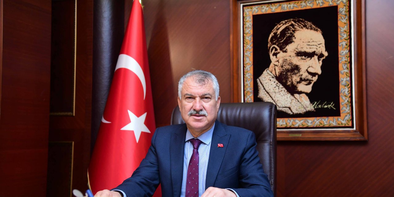 Adana'da toplu taşıma araçlarına yakıt desteği ve su faturalarında indirim