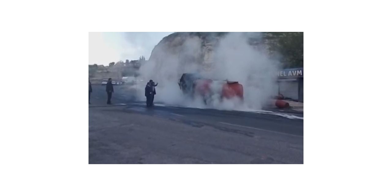 Mazot yüklü tanker alev aldı