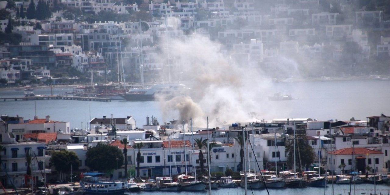 Bodrum’da restoran alev alev yandı