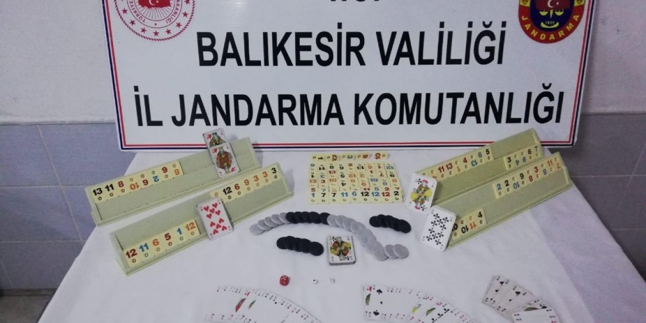 Kumar oynayan 8 kişiye 35 bin lira para cezası