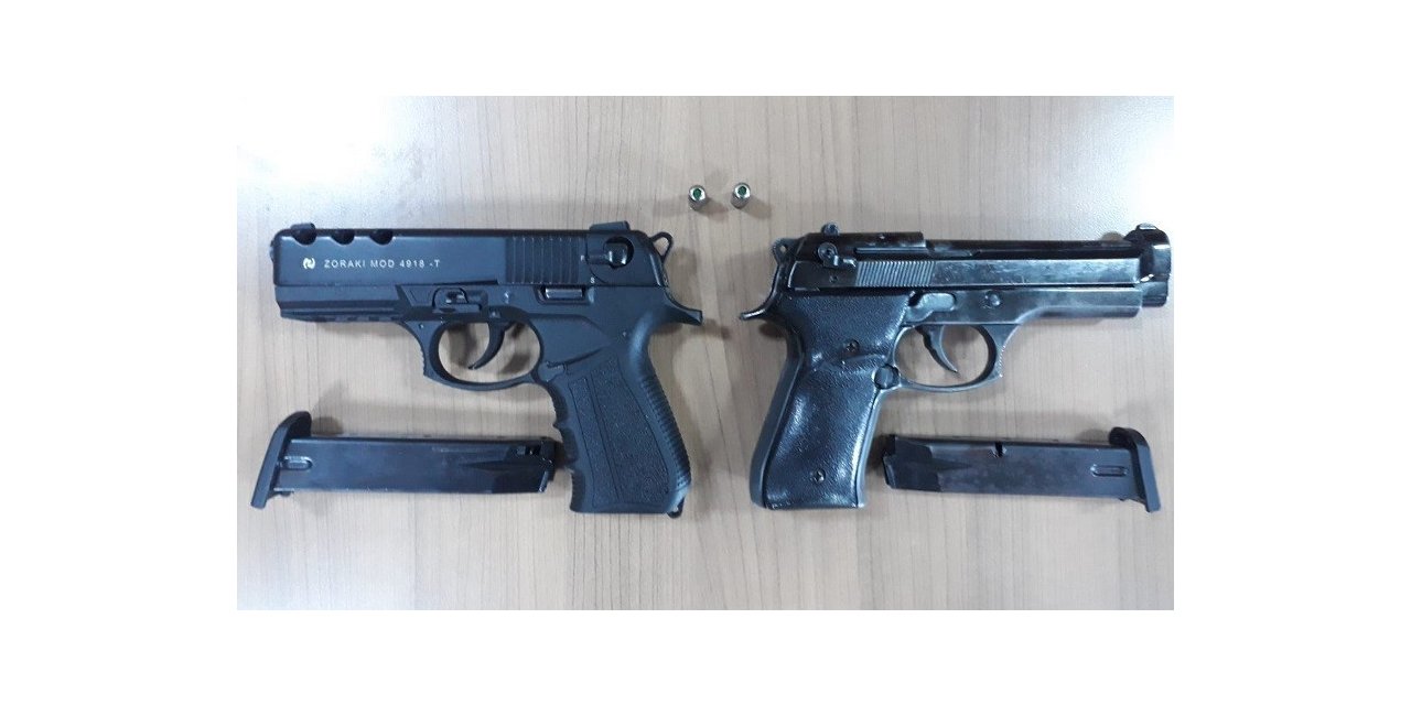 Maskeli soyguncular polisten kaçamadı