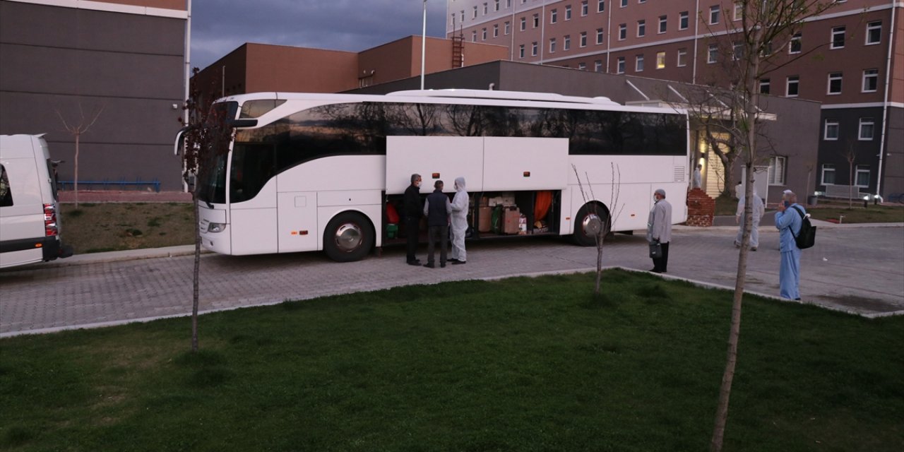 KARANTİNADAKİ 33 UMRECİ MEMLEKETLERİNE GÖNDERİLDİ