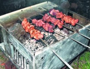 Mangaldan yükselen tehlike dumanı!