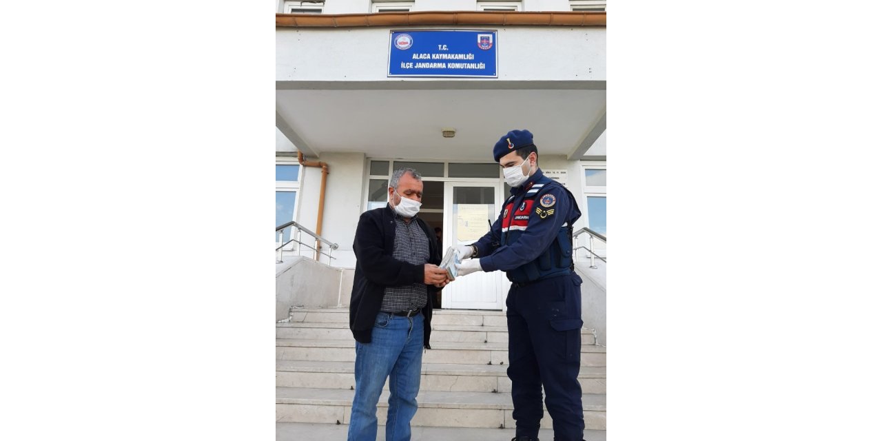 Dolandırıcıların tuzağını jandarma bozdu