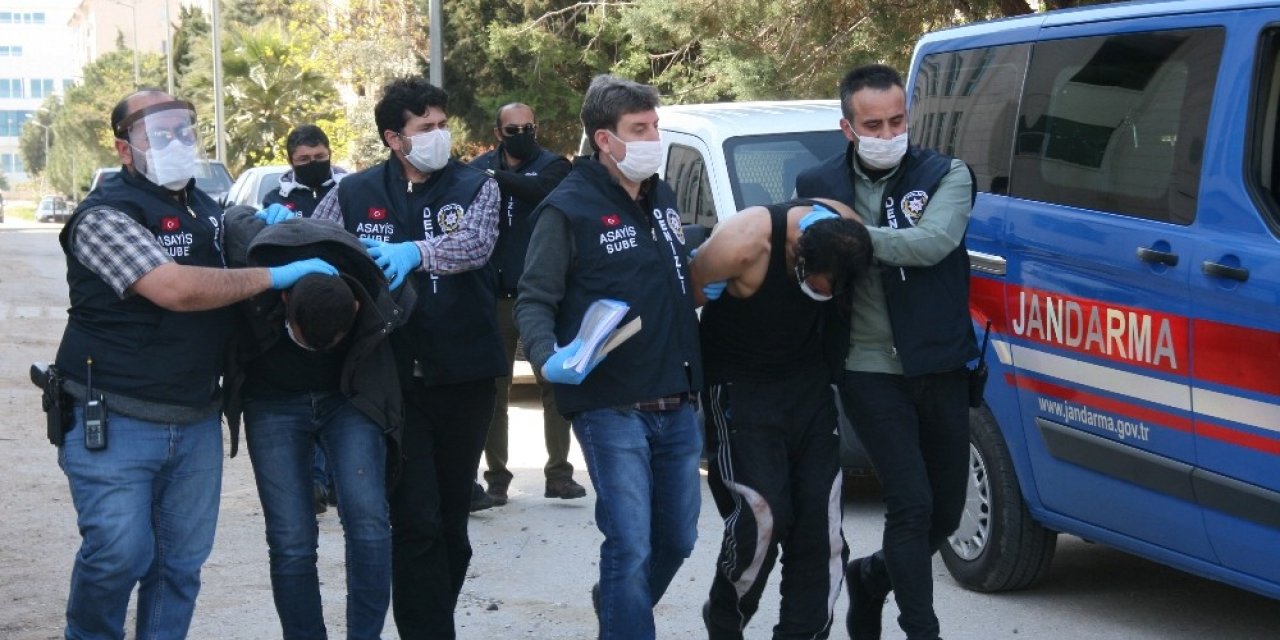 Polis Haftası’nda 2 polisi darp eden şahıslar adliyeye sevk edildi
