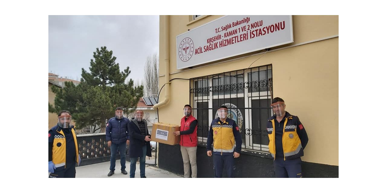 Kaman Gençlik Merkezinden sağlık çalışanlarına siper maske
