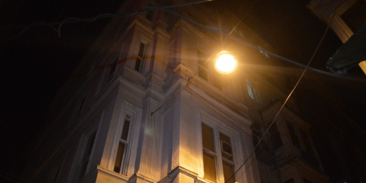 Sinema Oyuncusu Süheyla Artun’un kaldığı apartmanda yangın çıktı
