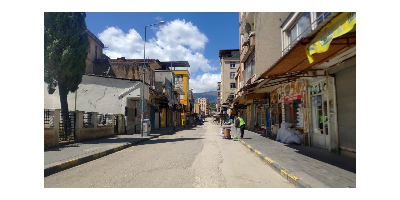 Yasak devrede, vatandaş evinde