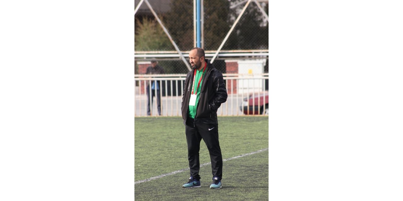 Yahyalıspor Antrenörü Erkan Demirel: “Ligler Haziran ayında oynatılır"