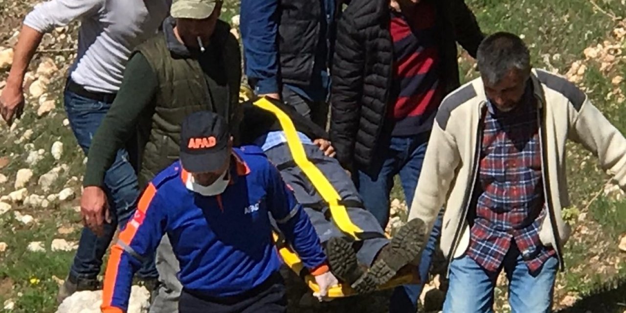 Pancar toplamak isterken kayalıklardan düştü