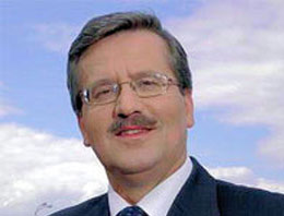 Komorowski resmen Cumhurbaşkanı