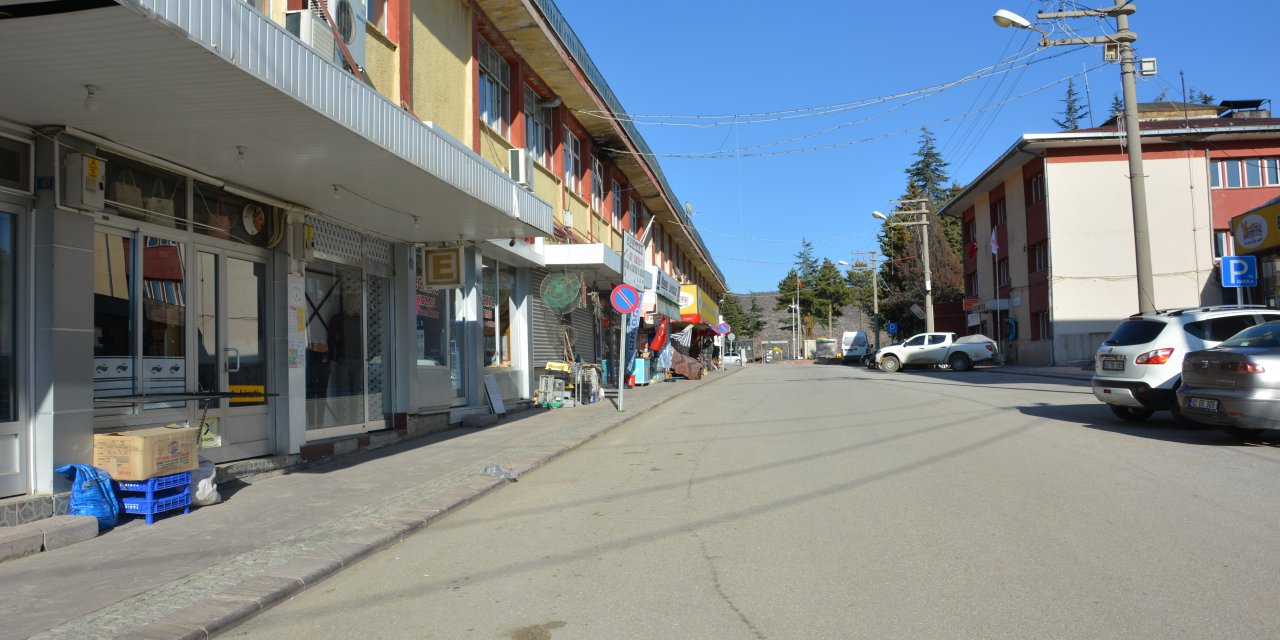 Hadim'de cadde ve sokaklarda sessizlik hakim