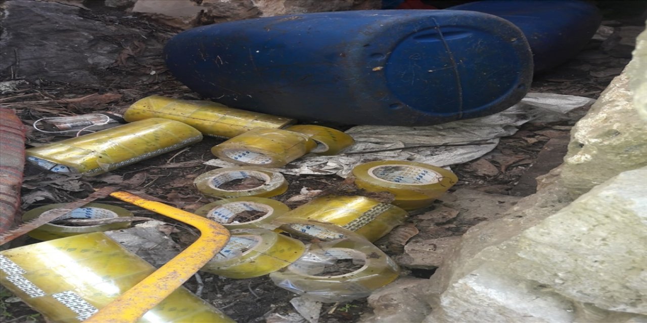 PKK'ya ait mühimmat ve yaşam malzemeleri ele geçirildi
