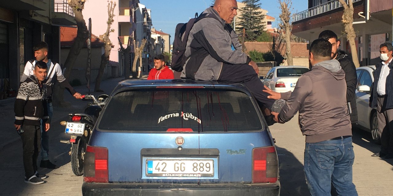 Konya'da motosiklet ile otomobil çarpıştı