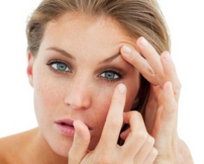 Lens ile havuza girmeyin