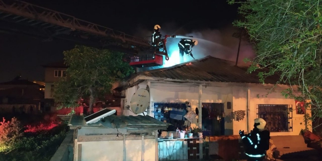 Denizli'de Gece Alevler Yükseldi