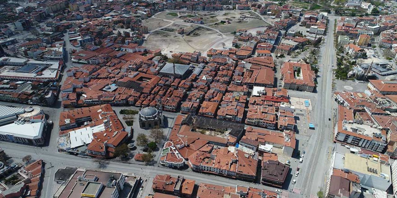 Konya'da sokağa çıkma yasağının birinci günü sokaklar böyleydi