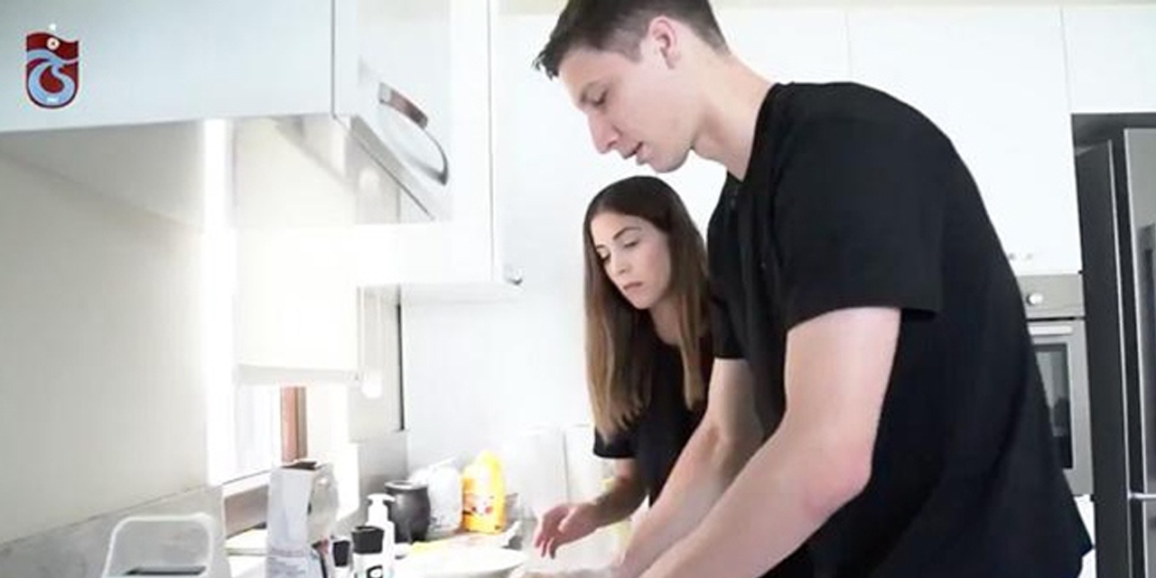 Trabzonspor’lu Gaston Campi mutfakta