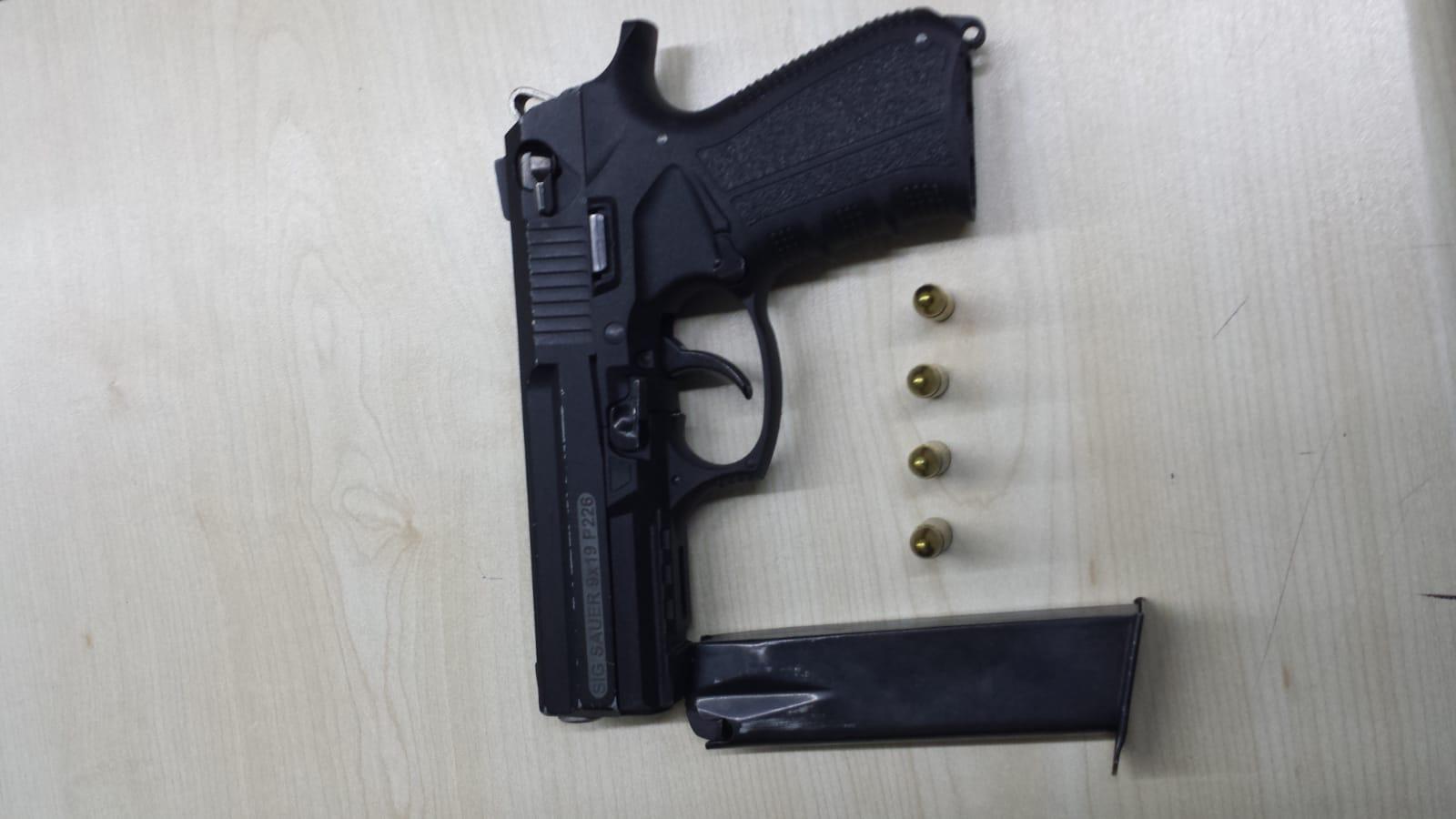 Araçta alkol satışı yapan kişi gözaltına alındı