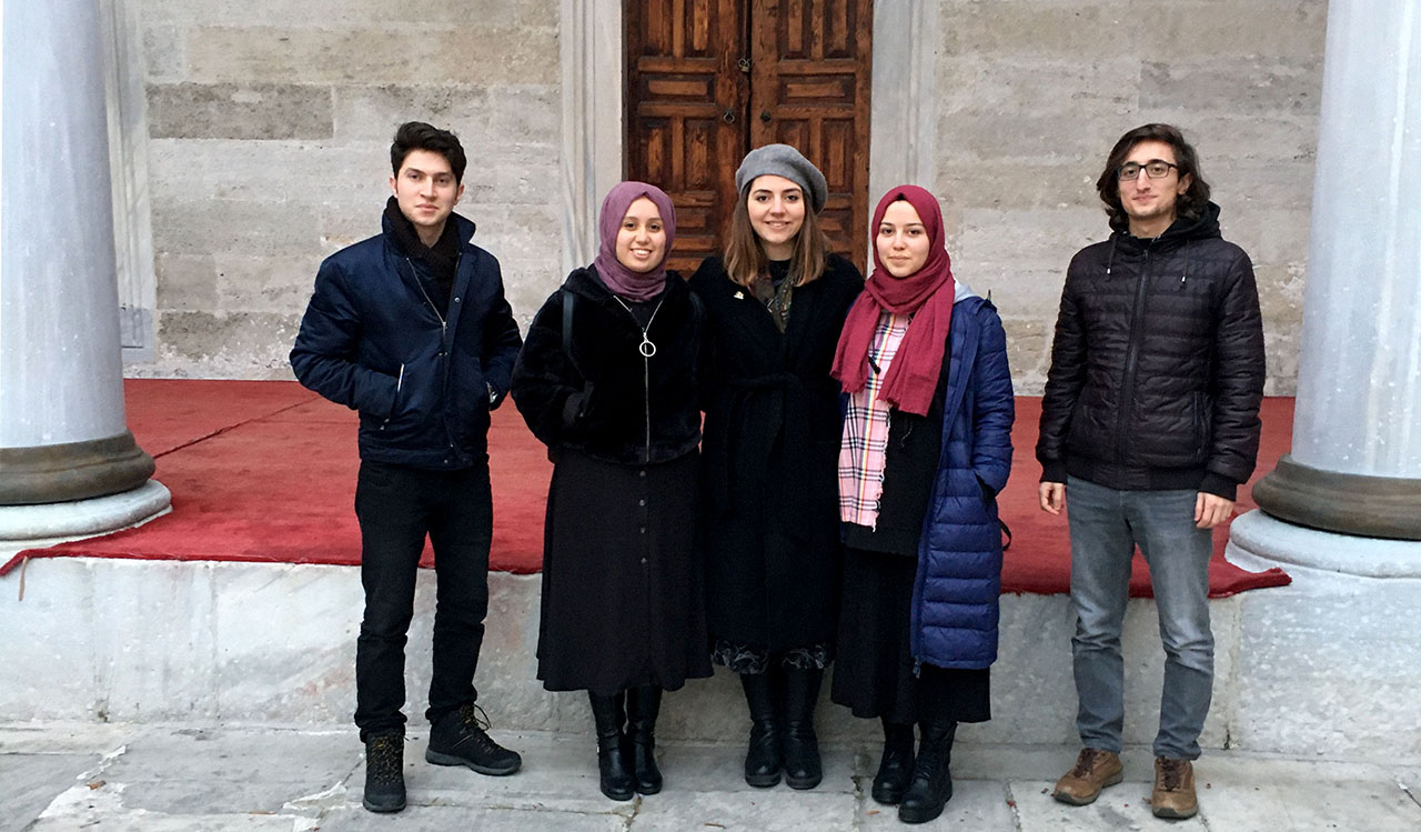 Eminevim ve HAGEV’in desteği ile yarışarak Oxford’da Türkiye’yi gururlandırdılar