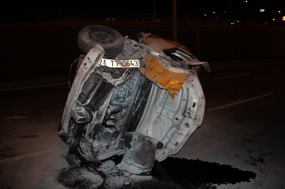 Alkollü sürücü takla attı! 4 kişi ağır yaralandı