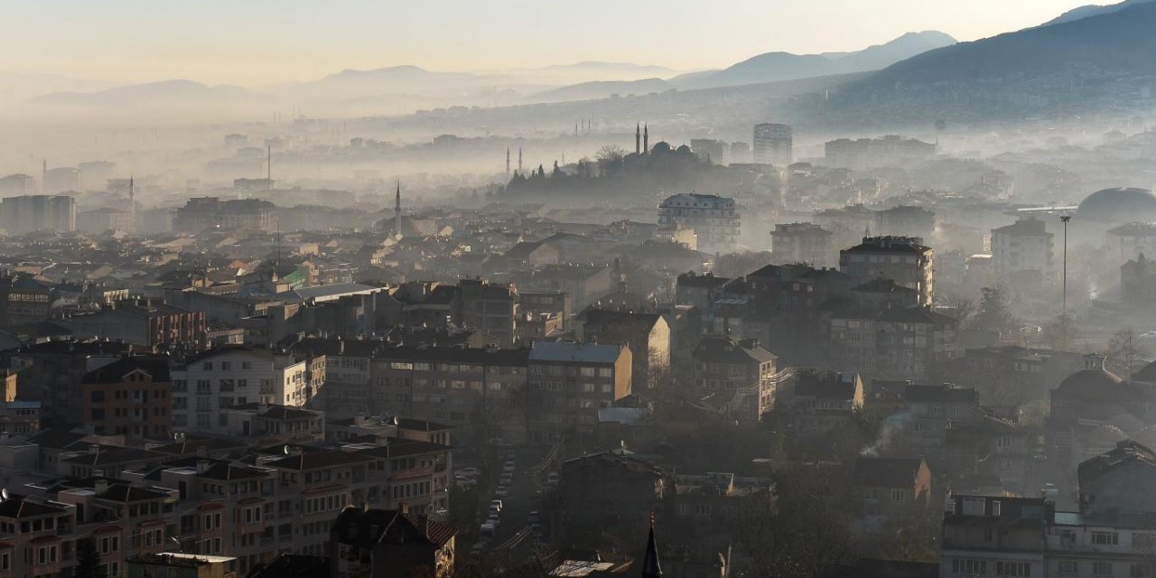 Büyükşehirlerde hava kirliliği yüzde 32 azaldı