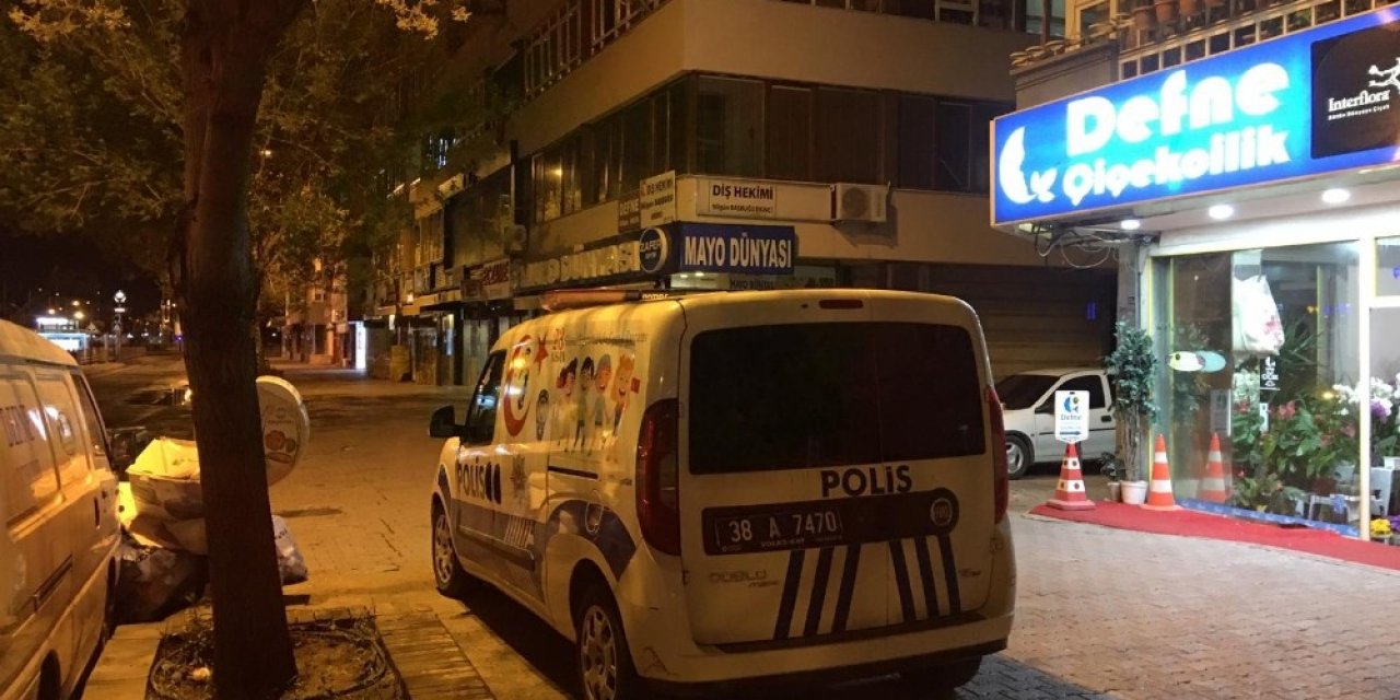 7 katlı apartman karantinaya alındı