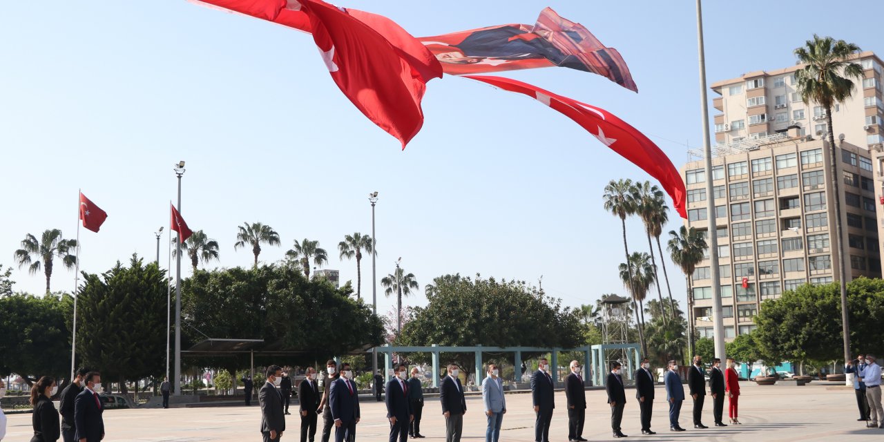 Bu görüntüler Mersin'den! 23 Nisan kutlamaları böyle yapıldı