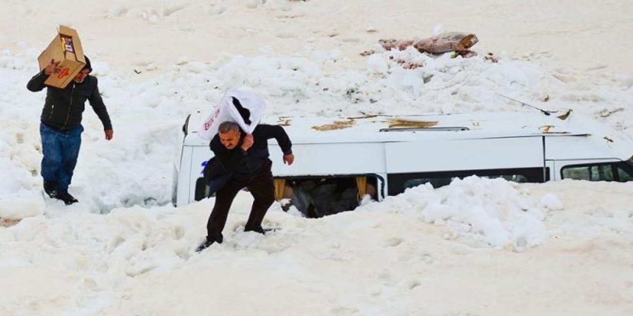 Çığ Altında Kalan Minibüse 3 Ay Sonra Ulaştılar