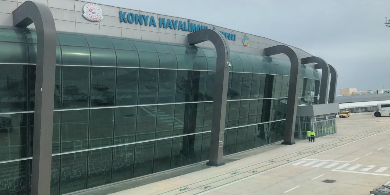 Suudi Arabistan'dan Isparta'ya 268 ve Konya'ya 300 Türk vatandaşı daha getirildi