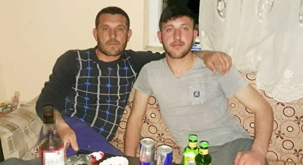 Babasını öldürüp gömen genç, vicdan azabına dayanamadı