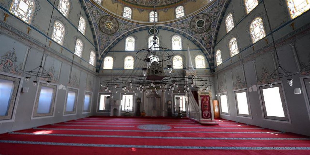 Asırlık camilerin en sessiz günleri