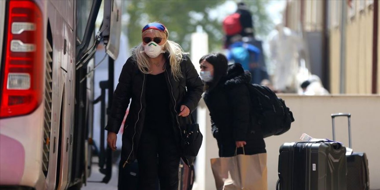 225 Türk vatandaşı Düzce'de yurda yerleştirildi