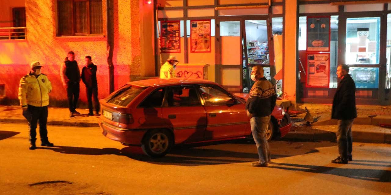 Bu görüntüler Sivas'tan! Sürücü kaçtı! Kimse ne olduğunu anlamadı